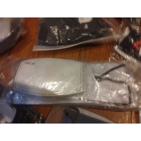 Variety of masks - Picture 6 of 6